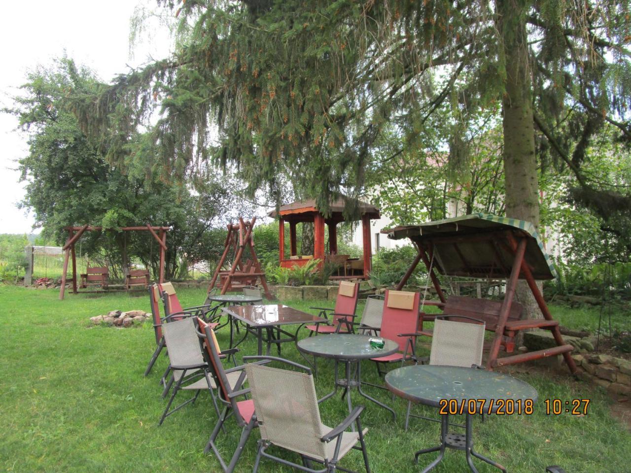 Hotel Fara Choustnikovo Hradiste Zewnętrze zdjęcie